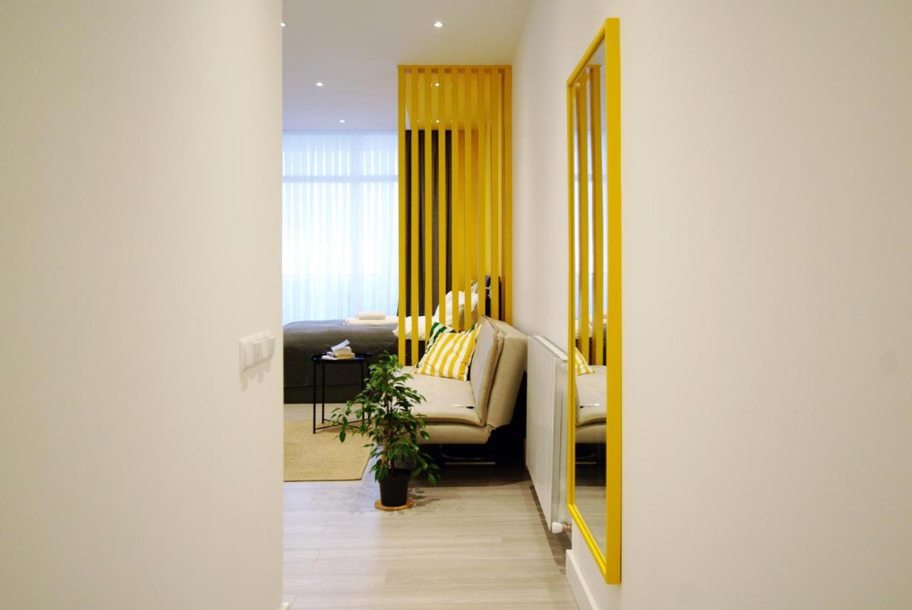 Banana Apartments バトゥーミ エクステリア 写真