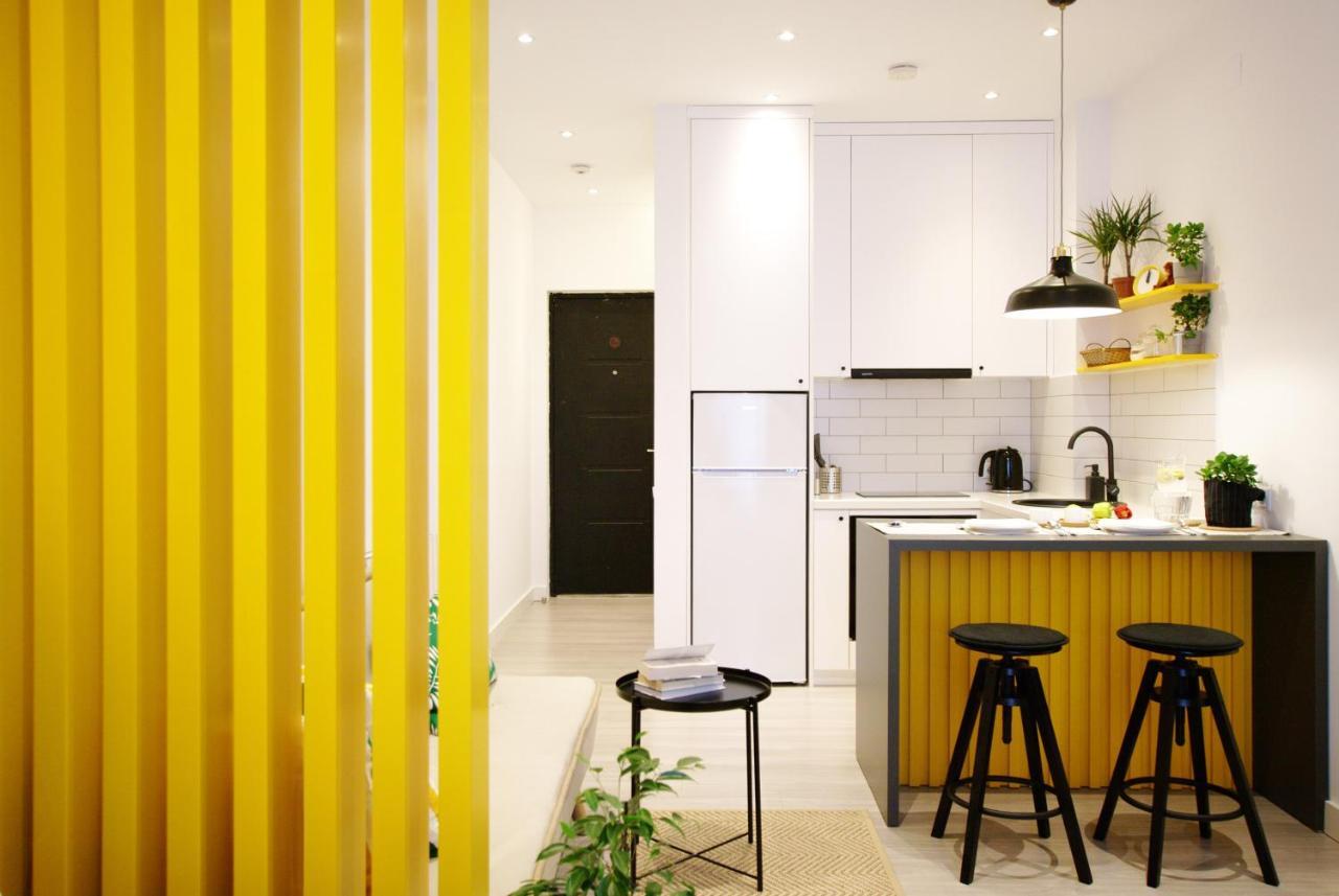 Banana Apartments バトゥーミ エクステリア 写真